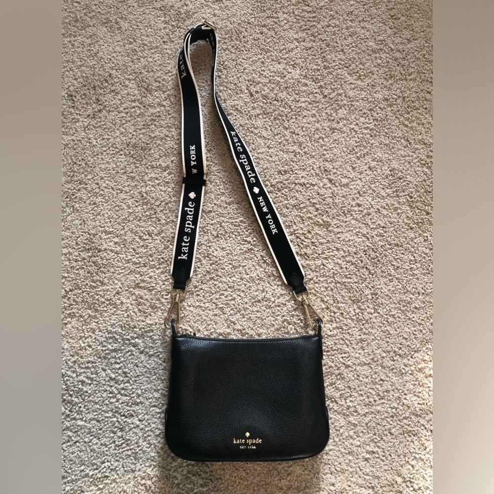 NEW Kate Spade small pebbled leather black Rosie crossbody purse. Brand new
